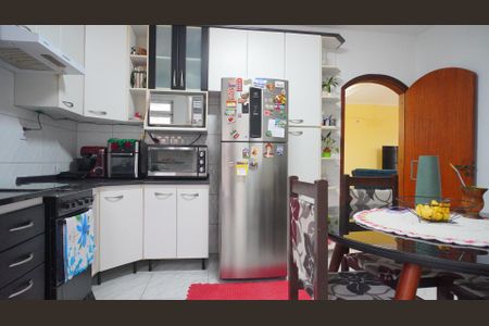Casa à venda com 200m², 3 quartos e 1 vagaCozinha 