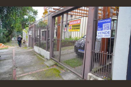 Casa à venda com 200m², 3 quartos e 1 vagaFachada e placa 
