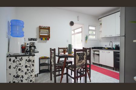 Casa à venda com 200m², 3 quartos e 1 vagaCozinha 