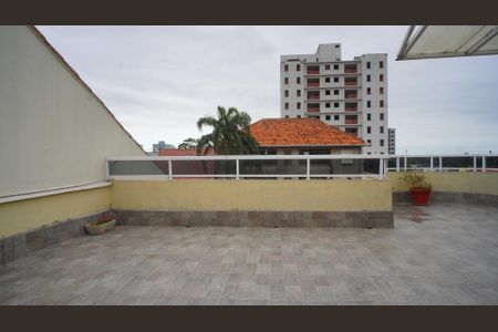 Casa à venda com 200m², 3 quartos e 1 vagaCobertura 