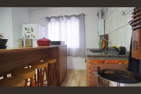 Casa à venda com 200m², 3 quartos e 1 vagaÁrea gourmet