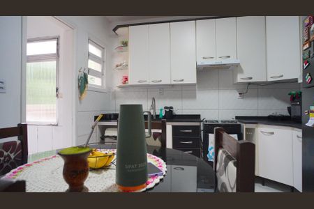 Casa à venda com 200m², 3 quartos e 1 vagaCozinha 
