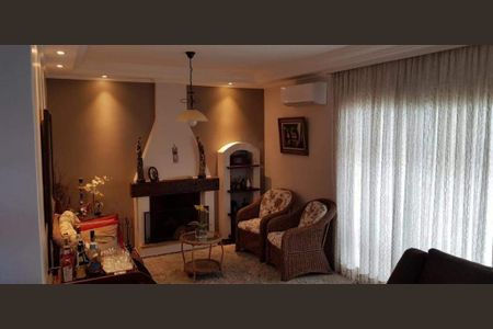 Casa à venda com 4 quartos, 280m² em Campo Grande, São Paulo
