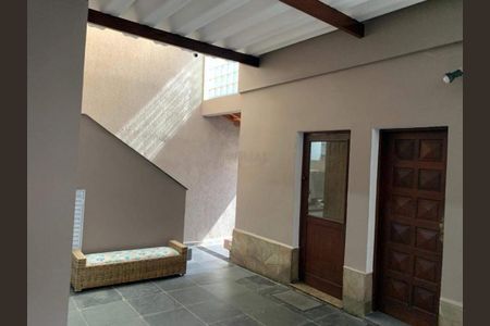 Casa à venda com 4 quartos, 280m² em Campo Grande, São Paulo
