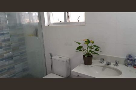 Casa à venda com 4 quartos, 280m² em Campo Grande, São Paulo