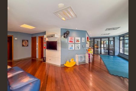 Apartamento à venda com 4 quartos, 181m² em Itaim Bibi, São Paulo