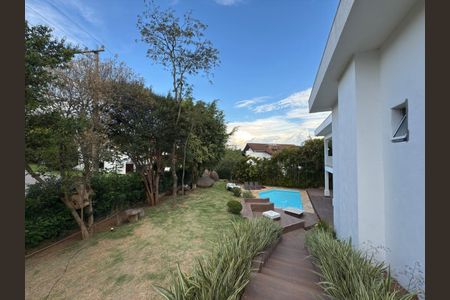 Casa de condomínio à venda com 500m², 5 quartos e 4 vagas Casa de condomínio à venda com 500m², 5 quartos e 4 vagasFoto 38