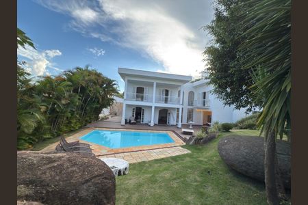 Casa de condomínio à venda com 500m², 5 quartos e 4 vagas Casa de condomínio à venda com 500m², 5 quartos e 4 vagasFoto 36