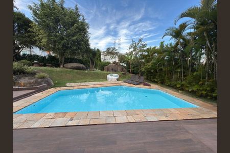 Casa de condomínio à venda com 500m², 5 quartos e 4 vagas Casa de condomínio à venda com 500m², 5 quartos e 4 vagasFoto 11