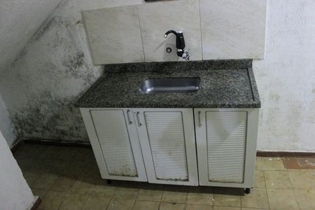 Casa à venda com 40m², 1 quarto e 2 vagasCozinha 