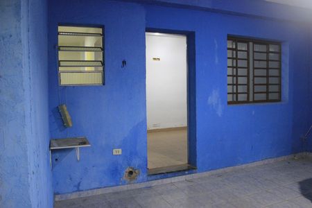 Casa à venda com 40m², 1 quarto e 2 vagasGaragem 