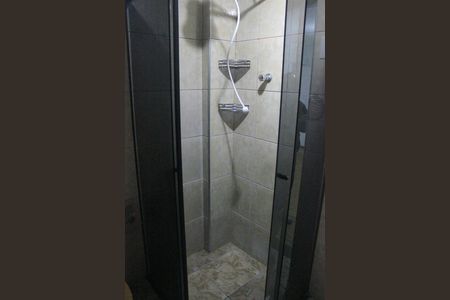 Casa à venda com 40m², 1 quarto e 2 vagasBanheiro 
