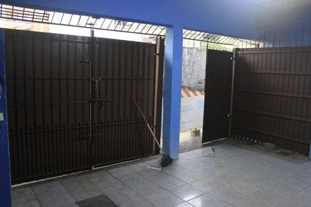 Casa à venda com 40m², 1 quarto e 2 vagasGaragem 
