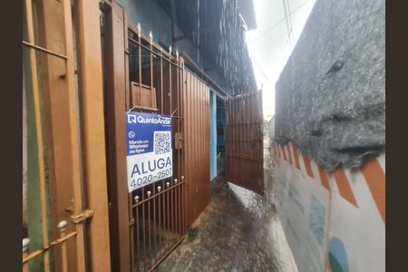 Casa à venda com 40m², 1 quarto e 2 vagasFachada com placa QuintoAndar 