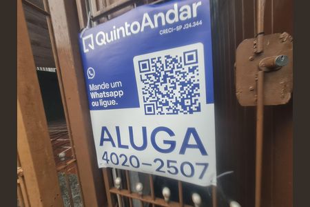 Casa à venda com 40m², 1 quarto e 2 vagasFachada com placa QuintoAndar 