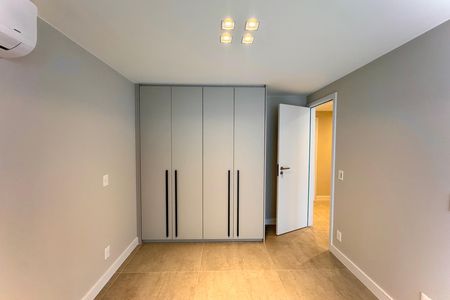 Apartamento para alugar com 100m², 3 quartos e 2 vagas