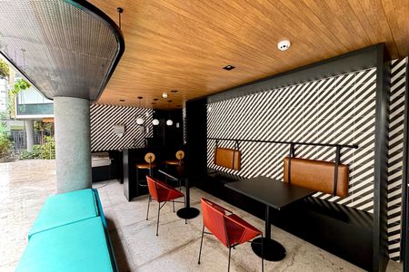 Apartamento para alugar com 100m², 3 quartos e 2 vagas