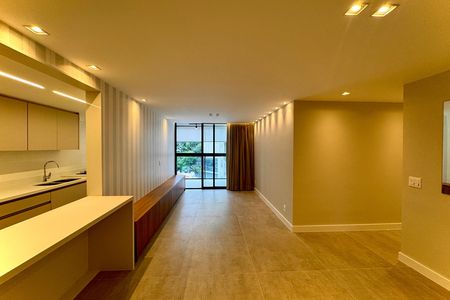 Apartamento para alugar com 100m², 3 quartos e 2 vagas