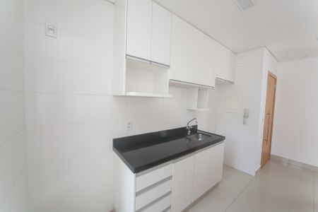 Apartamento para alugar com 61m², 2 quartos e 2 vagas Apartamento para alugar com 61m², 2 quartos e 2 vagasCozinha