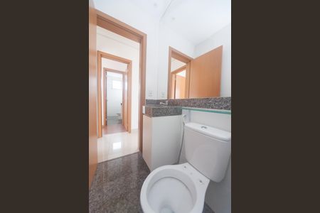 Apartamento para alugar com 61m², 2 quartos e 2 vagas Apartamento para alugar com 61m², 2 quartos e 2 vagasBanheiro Social
