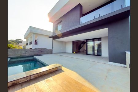Casa de condomínio à venda com 489m², 4 quartos e 4 vagas Casa de condomínio à venda com 489m², 4 quartos e 4 vagasFoto 23