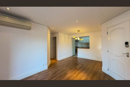 Sala de apartamento para alugar com 3 quartos, 93m² em Cidade Monções, São Paulo