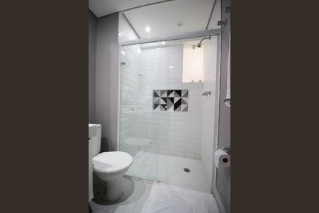 Apartamento à venda com 103m², 3 quartos e 1 vaga Apartamento à venda com 103m², 3 quartos e 1 vagaBanheiro 2