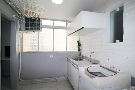Apartamento à venda com 103m², 3 quartos e 1 vaga Apartamento à venda com 103m², 3 quartos e 1 vagaÁrea de Serviço