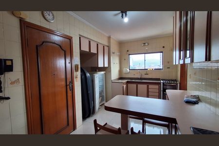 Apartamento para alugar com 135m², 3 quartos e 2 vagas Apartamento para alugar com 135m², 3 quartos e 2 vagasCozinha