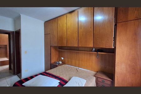 Apartamento para alugar com 135m², 3 quartos e 2 vagas Apartamento para alugar com 135m², 3 quartos e 2 vagasSuíte