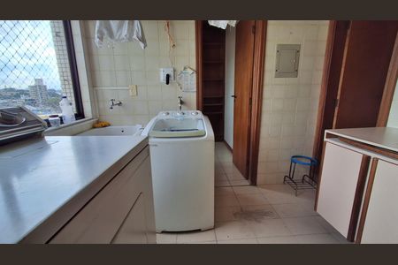Apartamento para alugar com 135m², 3 quartos e 2 vagas Apartamento para alugar com 135m², 3 quartos e 2 vagasÁrea de Serviço