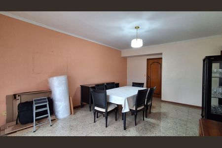 Apartamento para alugar com 135m², 3 quartos e 2 vagas Apartamento para alugar com 135m², 3 quartos e 2 vagasSala