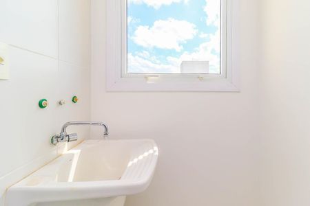 Apartamento para alugar com 62m², 2 quartos e 1 vaga Apartamento para alugar com 62m², 2 quartos e 1 vagaCozinha e Área de Serviço