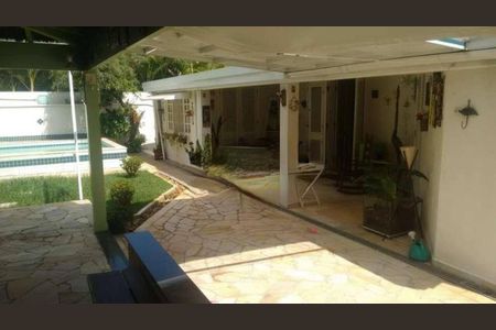 Casa de condomínio à venda com 450m², 4 quartos e 4 vagasFoto 05