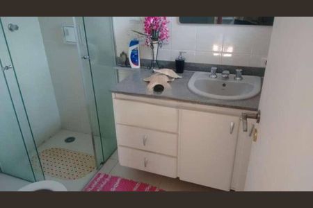 Casa de condomínio à venda com 450m², 4 quartos e 4 vagasFoto 09