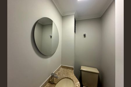 Apartamento para alugar com 128m², 4 quartos e 2 vagas Apartamento para alugar com 128m², 4 quartos e 2 vagasLavabo