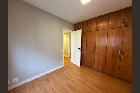 Apartamento para alugar com 128m², 4 quartos e 2 vagas Apartamento para alugar com 128m², 4 quartos e 2 vagasQuarto 3