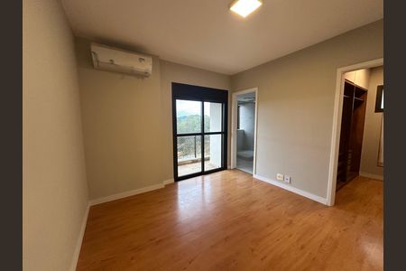 Suíte de apartamento para alugar com 4 quartos, 128m² em Alphaville, Barueri