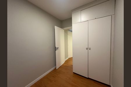 Apartamento para alugar com 128m², 4 quartos e 2 vagas Apartamento para alugar com 128m², 4 quartos e 2 vagasQuarto 2