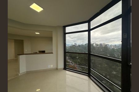 Apartamento para alugar com 128m², 4 quartos e 2 vagas Apartamento para alugar com 128m², 4 quartos e 2 vagasSala