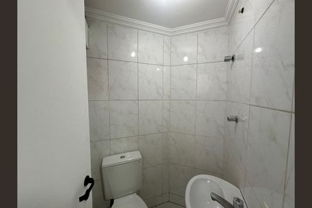 Apartamento para alugar com 128m², 4 quartos e 2 vagas Apartamento para alugar com 128m², 4 quartos e 2 vagasBanheiro de serviço