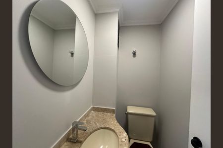 Apartamento para alugar com 128m², 4 quartos e 2 vagas Apartamento para alugar com 128m², 4 quartos e 2 vagasLavabo