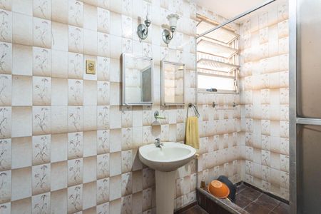 Casa à venda com 120m², 3 quartos e sem vagaBanheiro