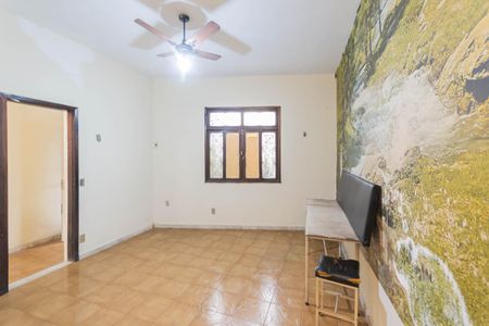 Casa à venda com 120m², 3 quartos e sem vagaSuíte (entrada independente) 