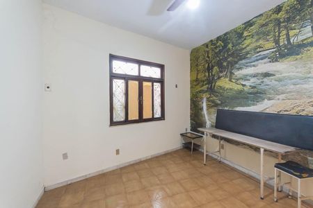 Casa à venda com 120m², 3 quartos e sem vagaSuíte (entrada independente) 