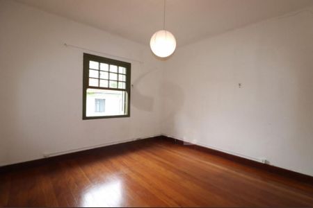 Casa à venda com 2 quartos, 128m² em Pinheiros, São Paulo