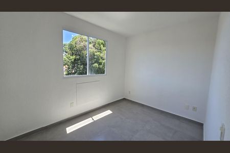 Sala de apartamento para alugar com 2 quartos, 45m² em Santa Cruz, Rio de Janeiro