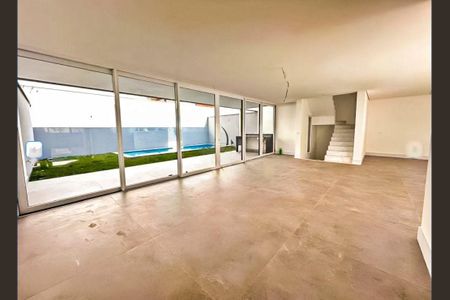 Casa à venda com 4 quartos, 557m² em Santo Amaro, São Paulo