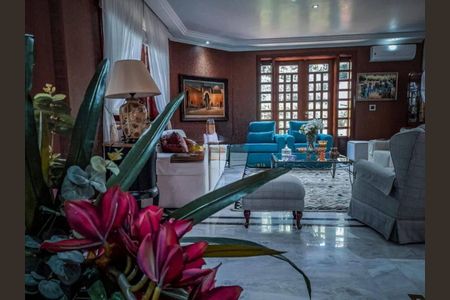 Casa de condomínio à venda com 579m², 4 quartos e 4 vagasFoto 09