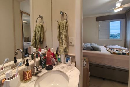 Apartamento à venda com 97m², 2 quartos e 2 vagas Apartamento à venda com 97m², 2 quartos e 2 vagasBanheiro Suíte